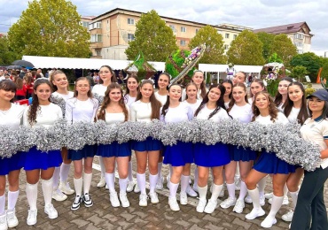 Majoretele noastre – mândrie, emoție și energie la Sărbătoarea Castanelor 2026